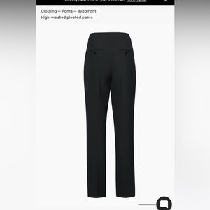 Aritzia Ibiza pant size 6. New condition never worn.